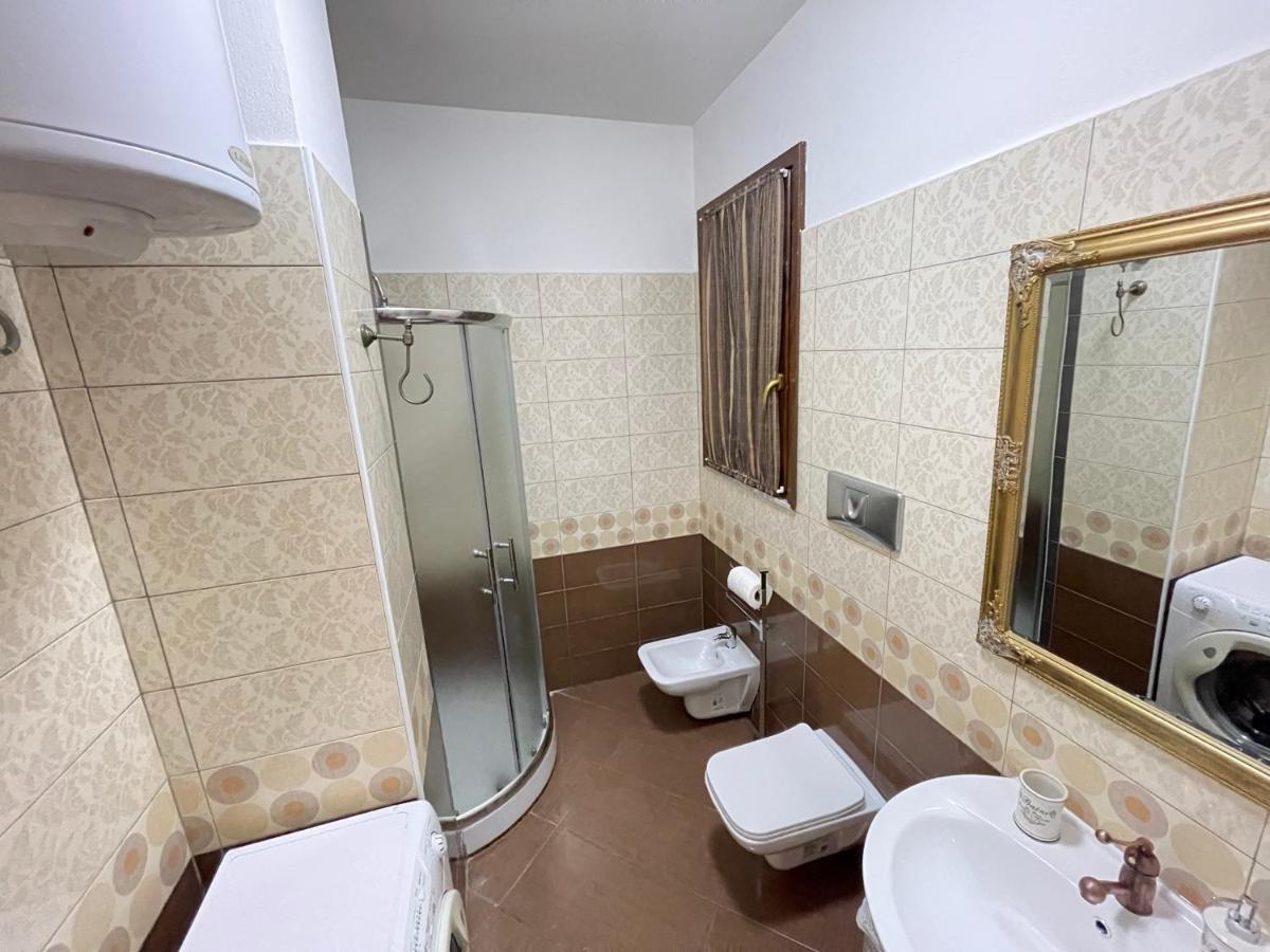 Mediterranean Sea Apartment City Center Durrës Esterno foto